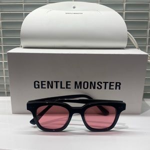 Gentle Monster South Side Rose and Black sunglasses